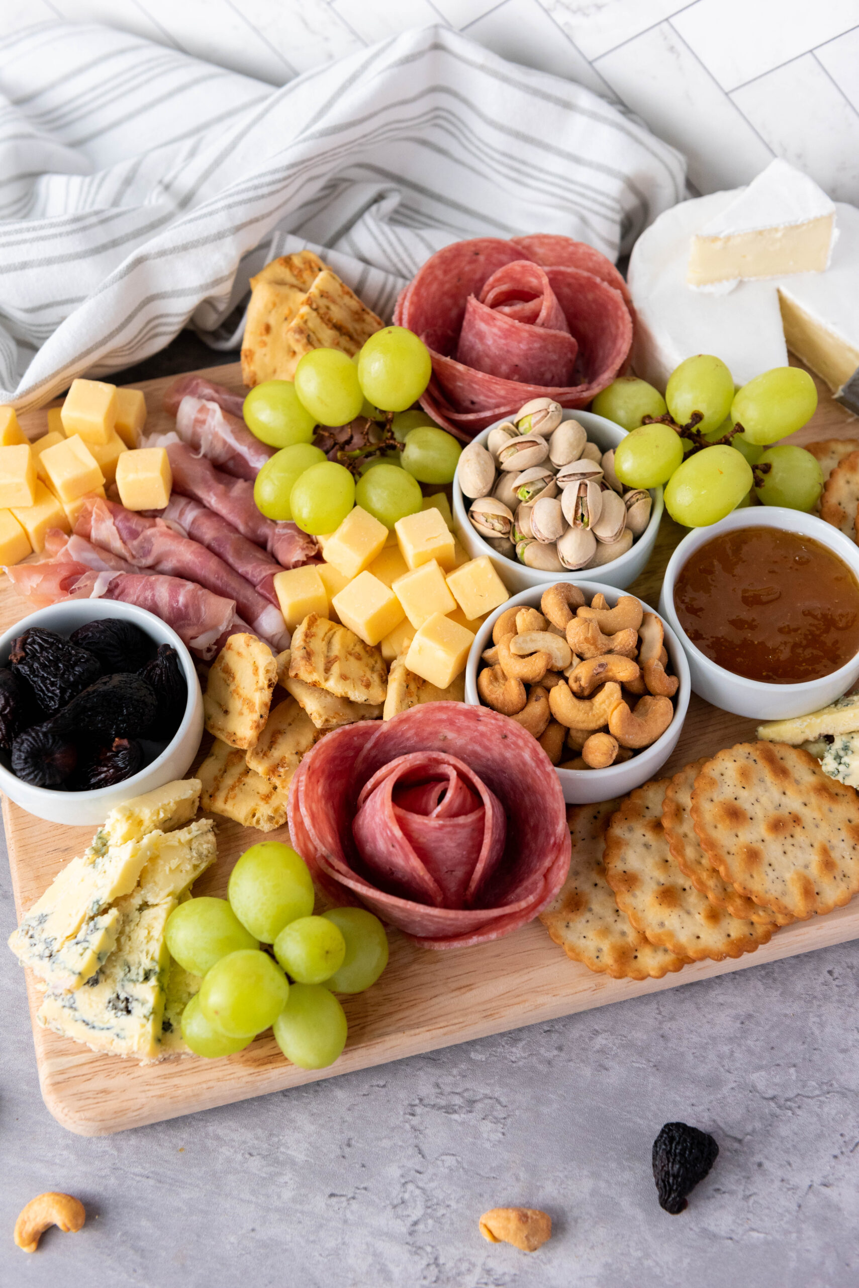Charcuterie Board with Grapes: A Perfect Pairing for Your Next Gathering